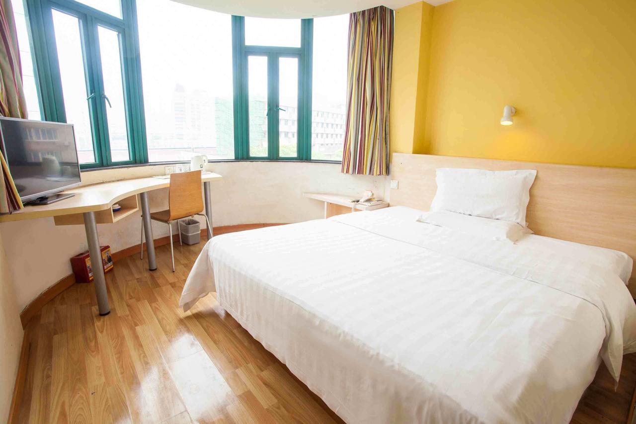 7Days Inn Shanghai Pudong New International Expo Centre Экстерьер фото