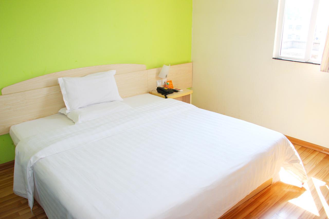 7Days Inn Shanghai Pudong New International Expo Centre Экстерьер фото